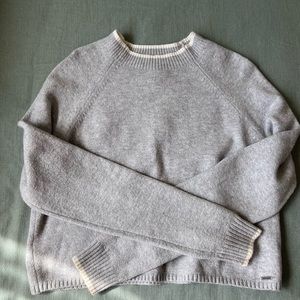 Hollister Women’s Crop Sweater